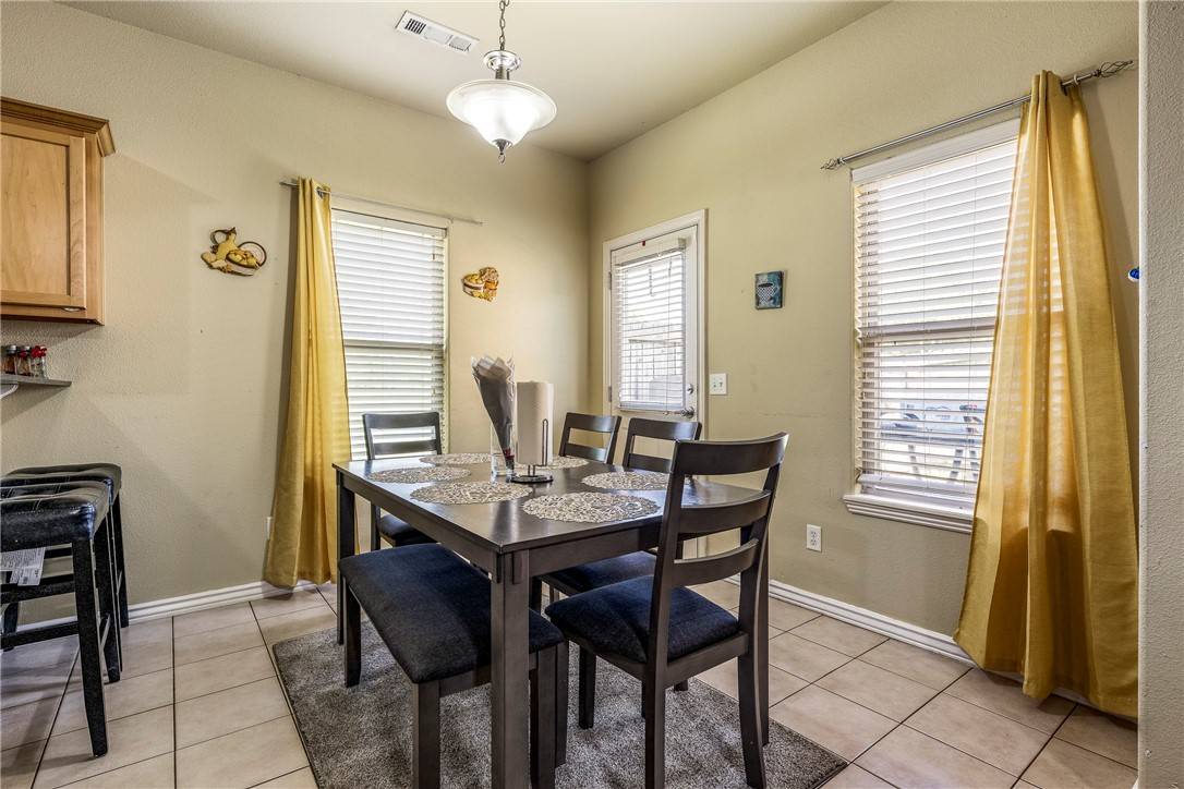 Bentonville, AR 72712,601 SW Loudon Dr