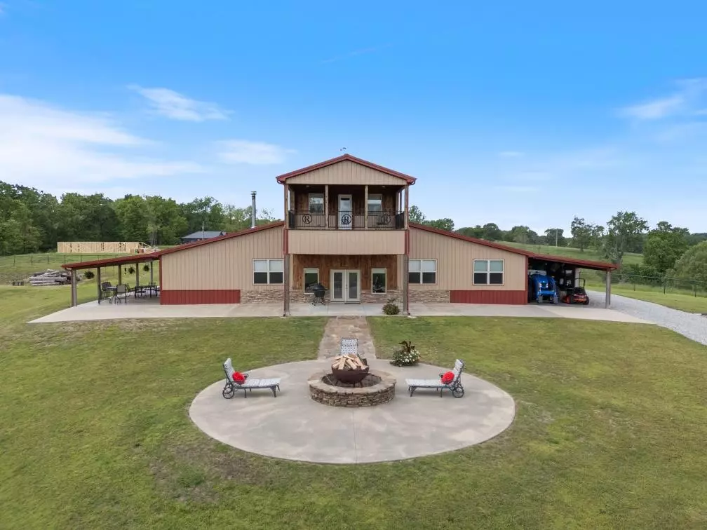 Huntsville, AR 72740,713 Madison 8744