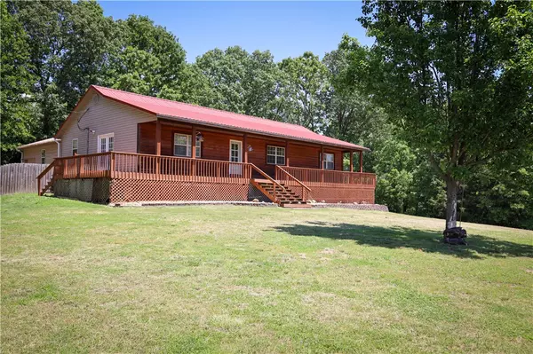 Harrison, AR 72601,1095A Sansing Hollow Rd