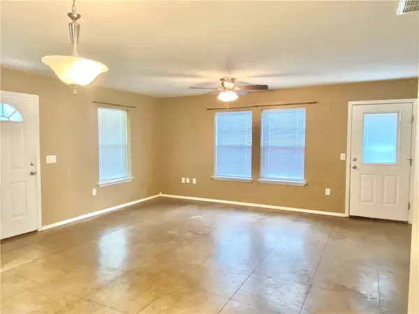 Bentonville, AR 72712,905 Durham Pl