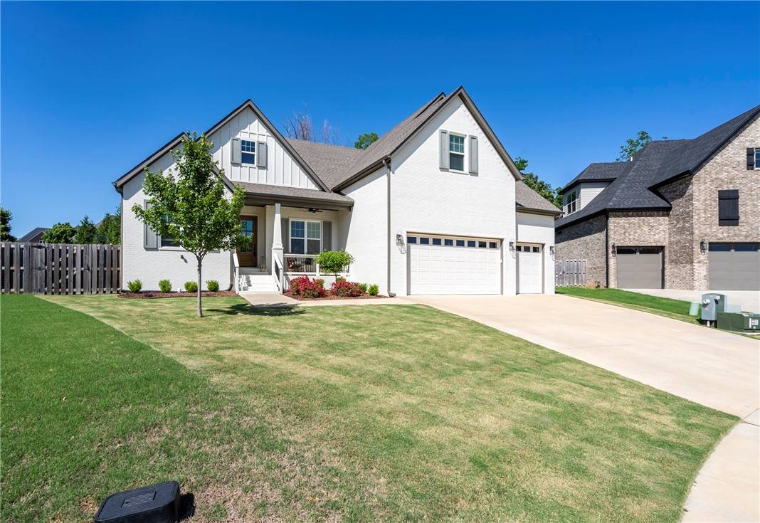 Bentonville, AR 72713,900 SW Clarendon Ave