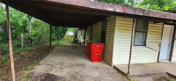 Morrilton, AR 72110,508 N Morrill St