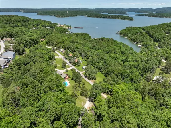 Rogers, AR 72756,19051 Pinecrest Ln