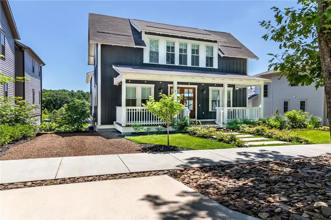 Fayetteville, AR 72701,328 N Cross Ave
