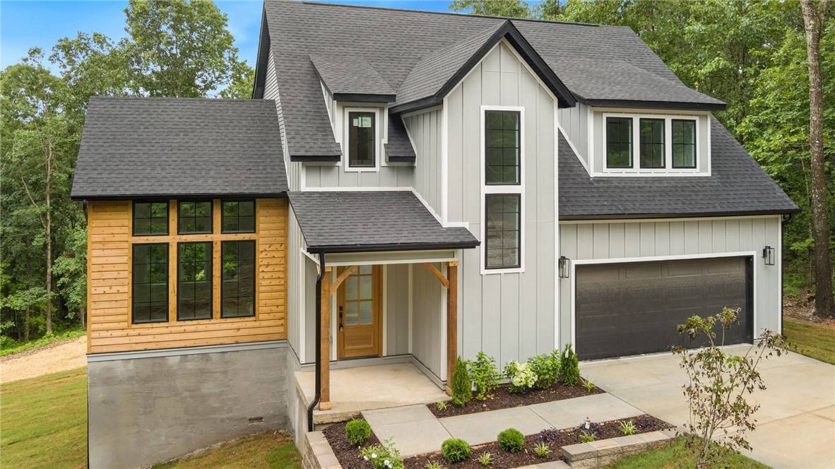 10 Rushden Ln, Bella Vista, AR 72714