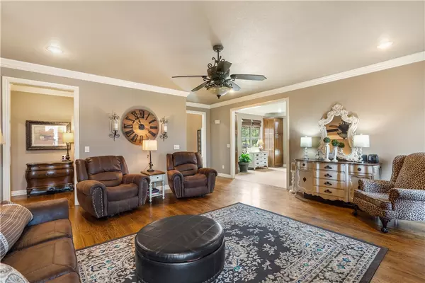 Pea Ridge, AR 72751,14453 Merritt Dr