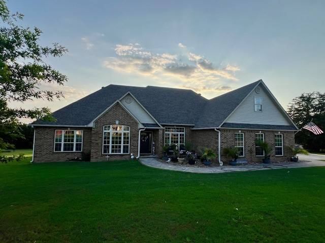 71 Mountain Point Rd, Russellville, AR 72802