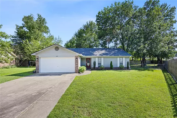 603 Cricket Cv, Russellville, AR 72801