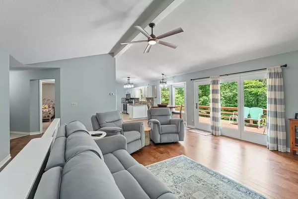 Bella Vista, AR 72715,50 Ruthwell Dr