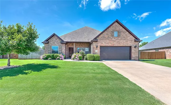 1917 Florence Ave, Lowell, AR 72745