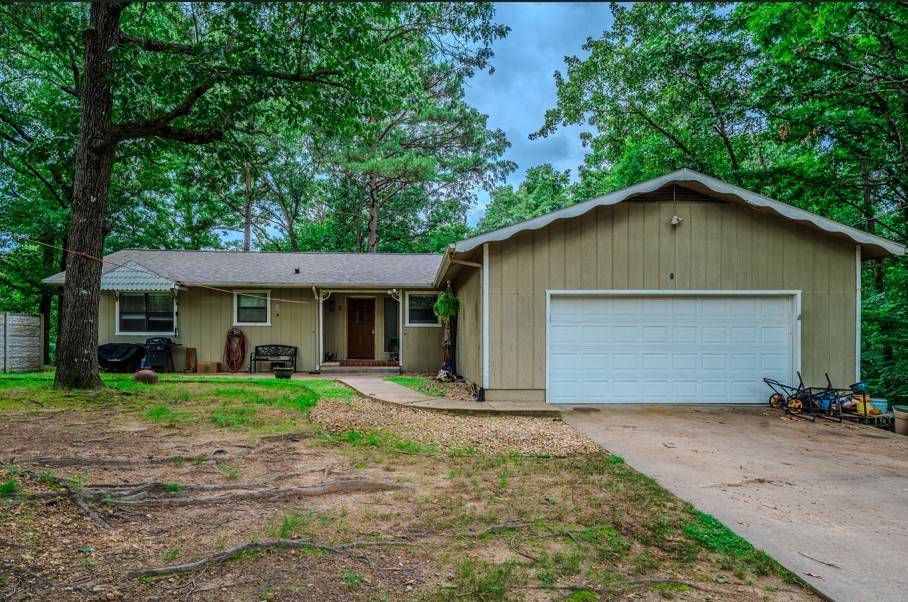 1 Thorney Ln, Bella Vista, AR 72714