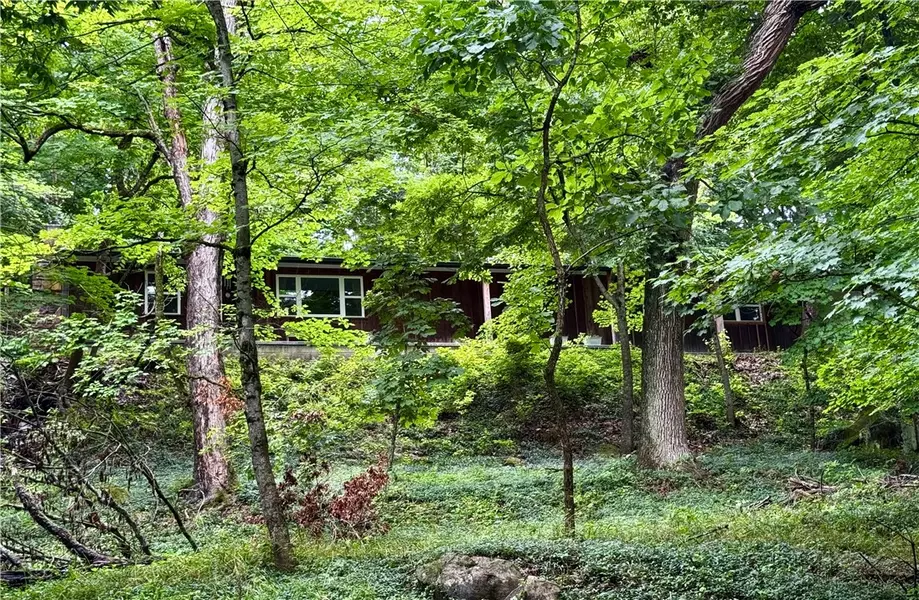 1549 W Sunrise Mountain Rd, Fayetteville, AR 72701