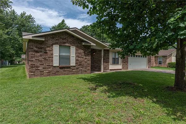 Fayetteville, AR 72703,2881 N Susan Carol Ln