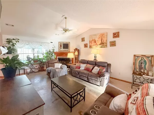 Rogers, AR 72756,1013 N 26 St