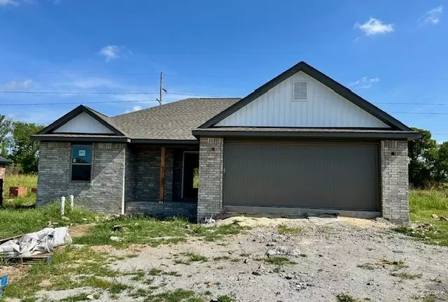 Grove, OK 74344,1119 Center Court Cir