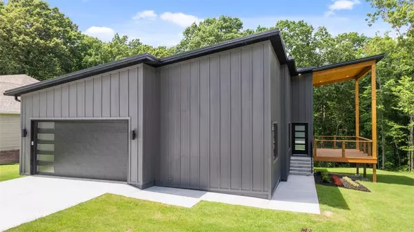Bella Vista, AR 72715,38 Boxford Dr