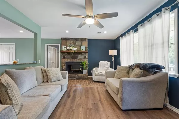 Gravette, AR 72736,506 El Paso St SE