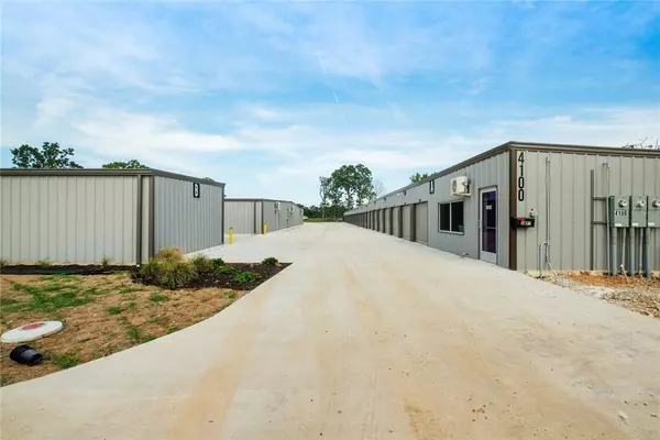 Rogers, AR 72758,753 W Pleasant Grove Rd