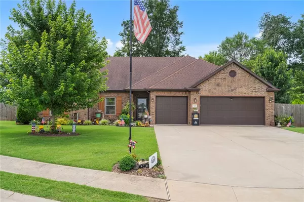 Pea Ridge, AR 72751,626 Choate Place Cir