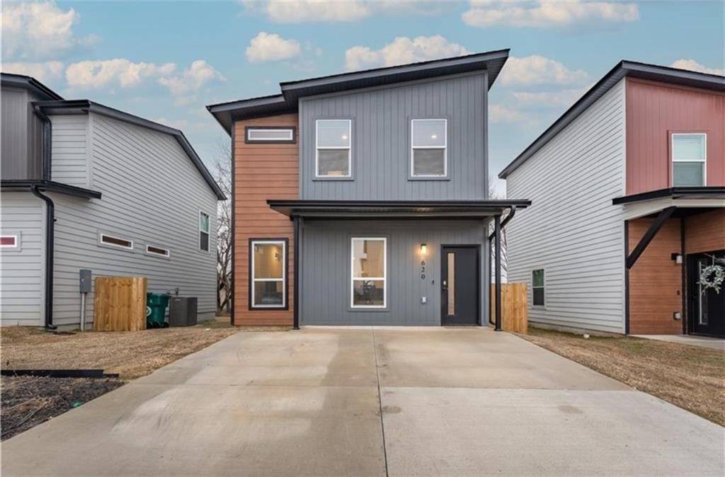 620 Pacific Ave, Centerton, AR 72713