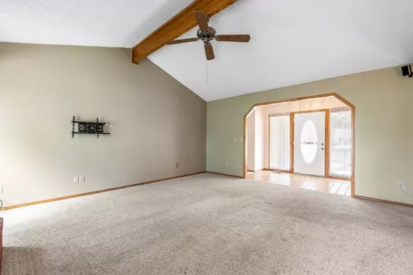 Bella Vista, AR 72715,9 McKenzie Dr