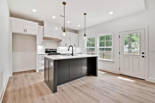 Bella Vista, AR 72715,31 Ruthwell Dr