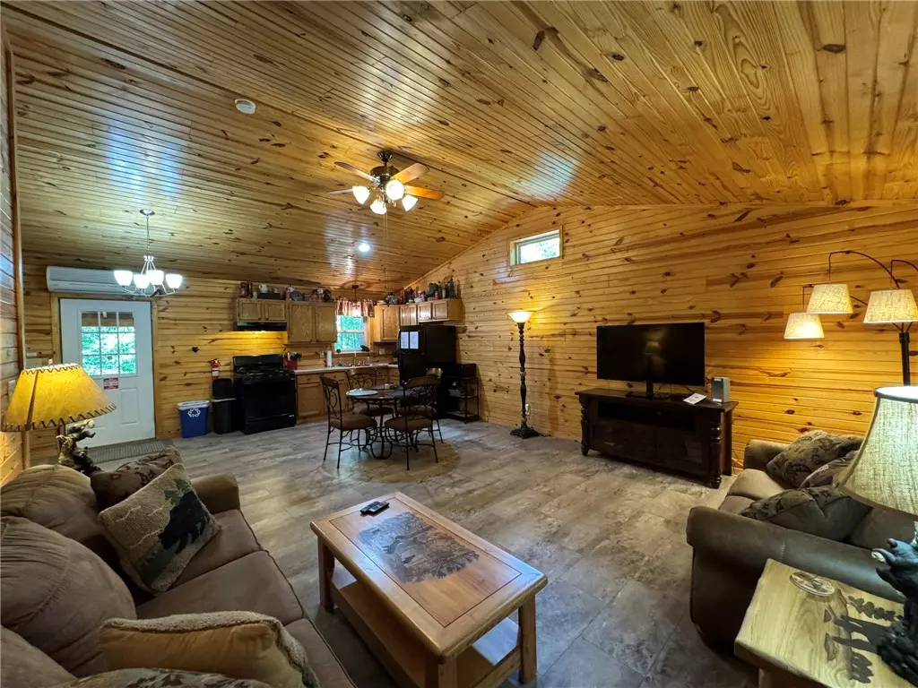 Harriet, AR 72639,991 Fry Rd