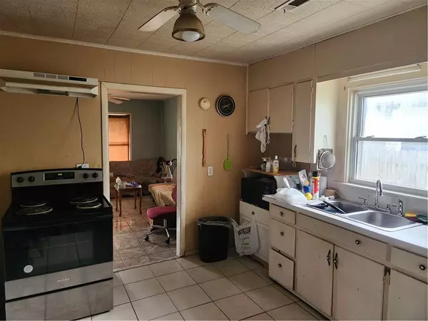 Springdale, AR 72764,508 David St