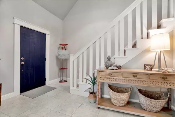 Fayetteville, AR 72703,2410 E Twin Oaks Ct