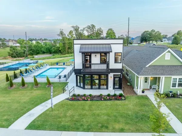 Bentonville, AR 72712,900 NE Heights Ln