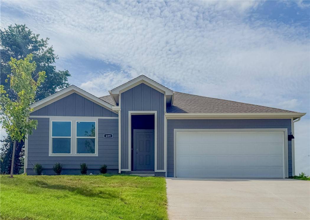 409 NW Pinwheel St, Highfill, AR 72734