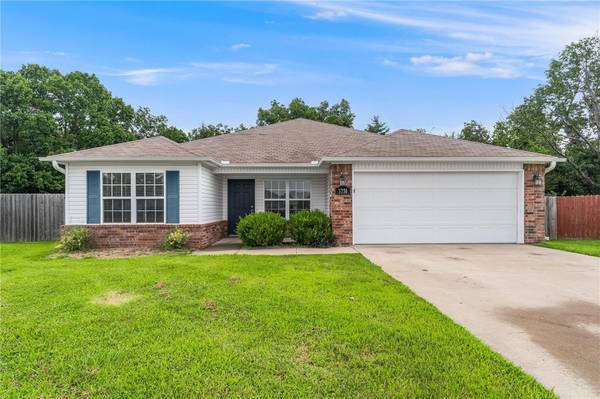 3751 Alliance Dr, Springdale, AR 72764