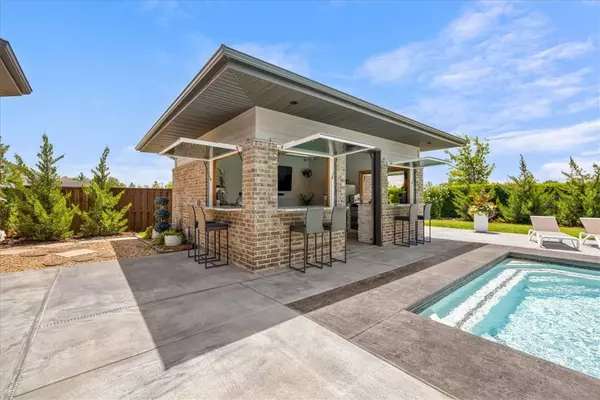 Bentonville, AR 72713,8702 Flycatcher Pl