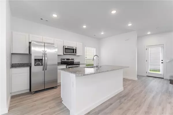 Bentonville, AR 72713,901 Reading Railroad Ln