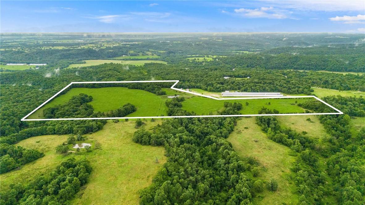 W Mountain Rd, Decatur, AR 72722