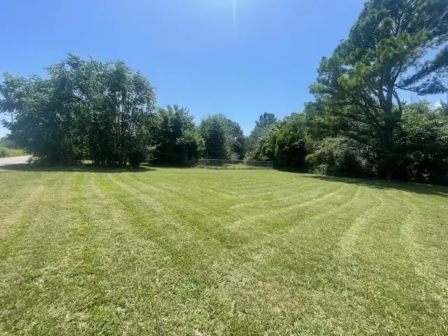 Bentonville, AR 72713,10475 Roberts Rd