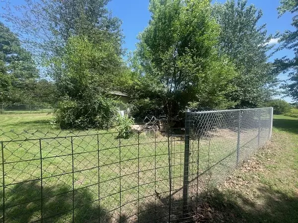 Bentonville, AR 72713,10475 Roberts Rd