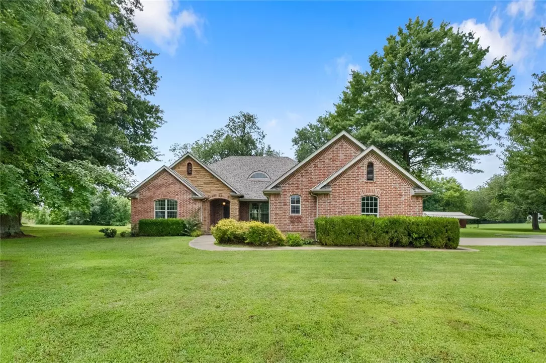 Prairie Grove, AR 72753,210 Lee Ann