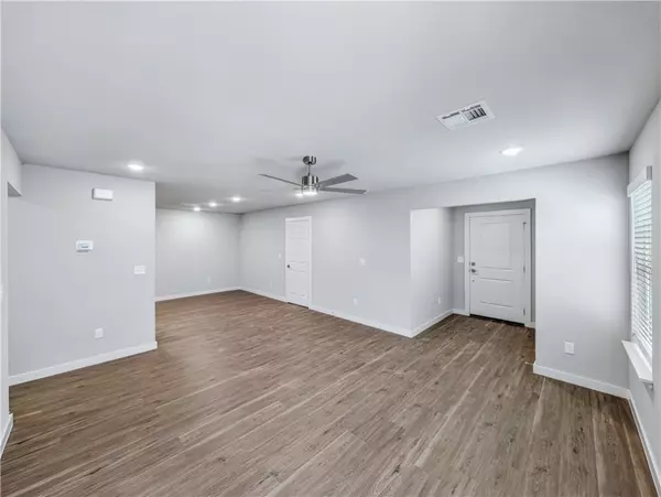 Bentonville, AR 72713,6501 & 6503 Kathleen St