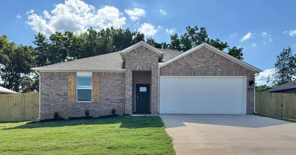 529 Arizona St,  Farmington,  AR 72730