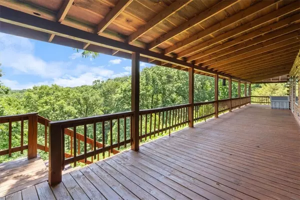 Eureka Springs, AR 72631,7 Viewpoint Dr