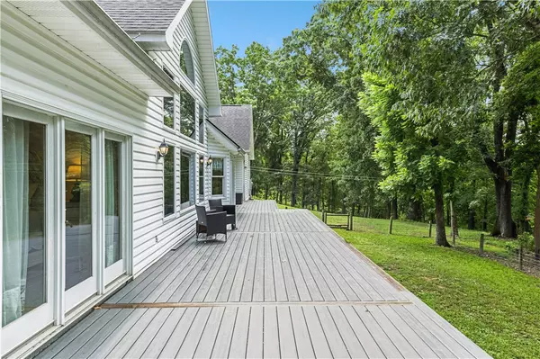 Rogers, AR 72756,1421 Rustic Dr