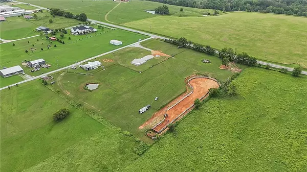 Fayetteville, AR 72703,195 Madison 7153