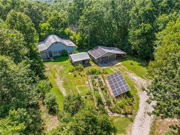 Berryville, AR 72616,972 County Road 452