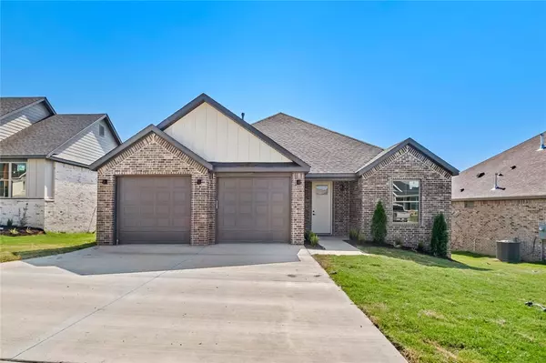 111 N Eagle Mountain St, Prairie Grove, AR 72753
