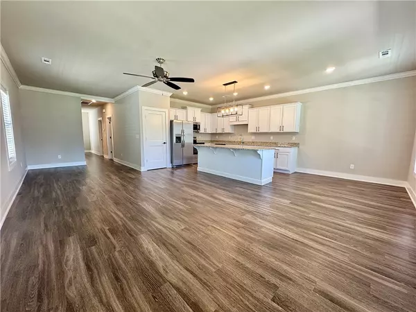 Bentonville, AR 72712,811 NE Heights Ln