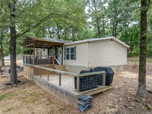 Cedarville, AR 72932,1323 Summer Loop