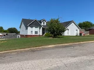 Van Buren, AR 72956,2203 Marble Cir