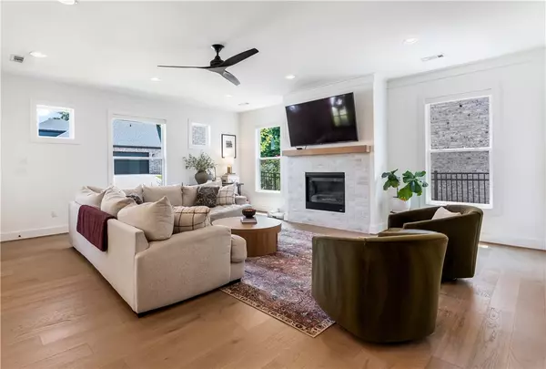 Rogers, AR 72758,5220 S Brookmere St