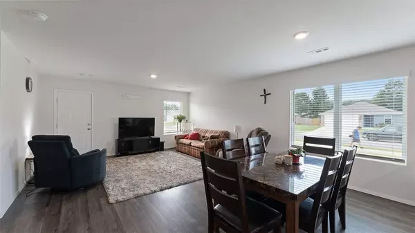 Siloam Springs, AR 72761,3608 N Marian St